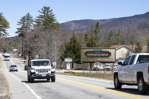 Gallery Image 3243840_Green_Mountain_Furniture_BCD8_New_Hampshire_53498A_2022.04.26_1(8).jpg