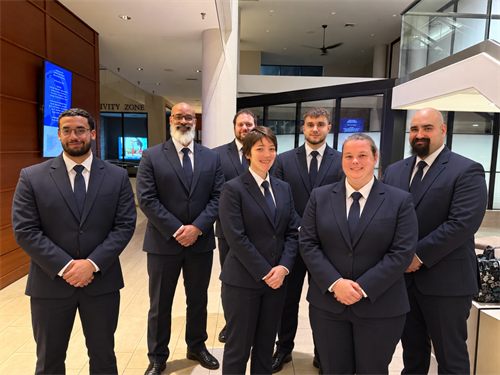 Ideal for residential buildings, offices, and hotels, our concierge security officers provide a welcoming and secure environment.