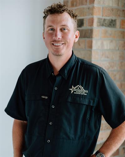 Taylor Lee (Sales)