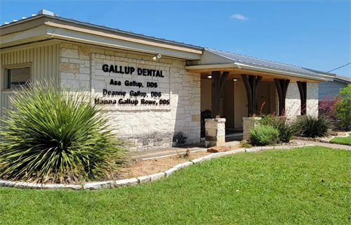 Gallery Image Gallup_Dental_Inc_welcome-8Q6Y9VRN.png