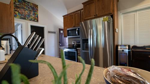 Our kitchen has nice, newer appliances and lots of little extras for your convenience.