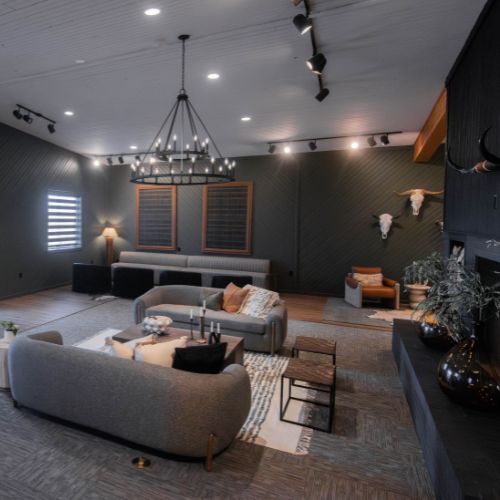 Main seating area, showcasing additional seating options.