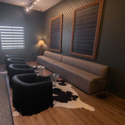 Main seating area, showcasing additional seating options.