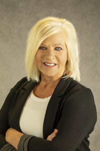 Property Manager/REALTOR Lori Whitman
