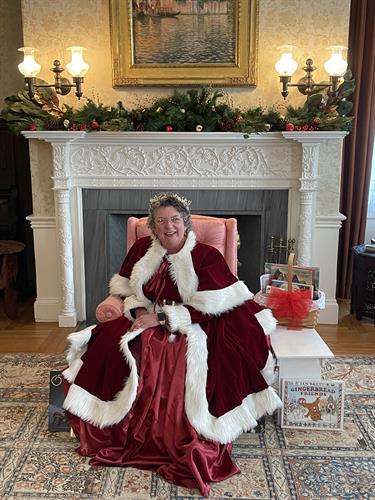 Mrs. Susan Claus at the Phillips House, Salem, MA, in December, 2022