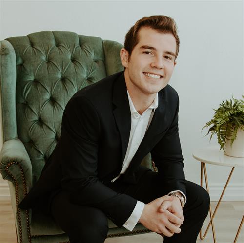 Julien Collins, Broker