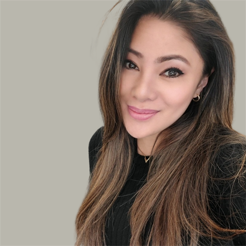 Maria Melanie Rodriguez, Broker
