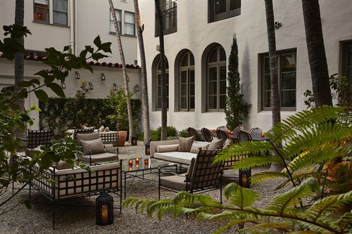 Gallery Image CourtYard.jpg
