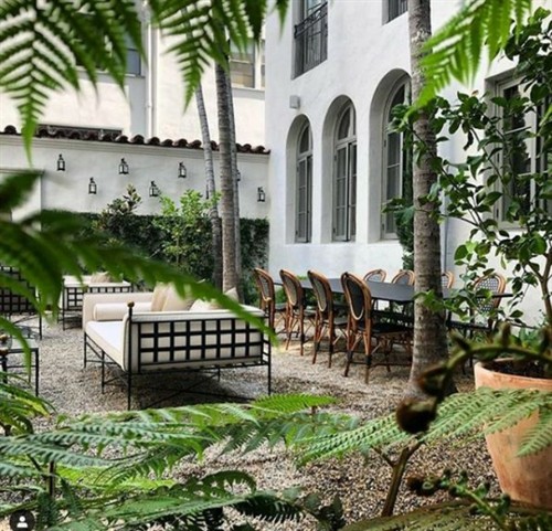 Gallery Image Courtyard.jpg