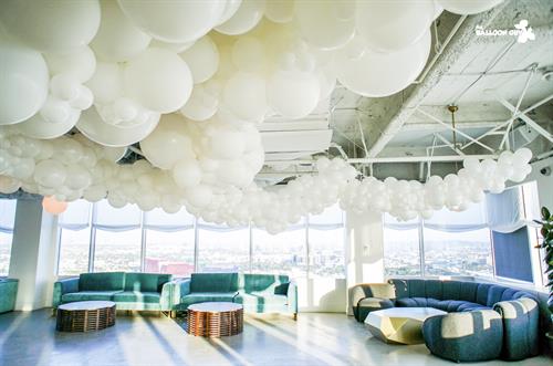 Gallery Image BALLOON_CLOUD_INSTALLATION_BY_THE_BALLOON_GUY.jpg Gallery Image BALLOON_CLOUD_INSTALLATION_BY_THE_BALLOON_GUY.jpg