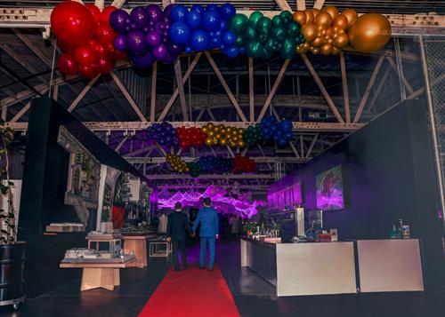 Gallery Image Organic_Garland_Corporate_Event_by_TheBalloonGuyLA.com.jpeg Gallery Image Organic_Garland_Corporate_Event_by_TheBalloonGuyLA.com.jpeg