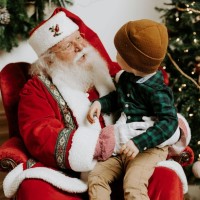 Meet Santa Claus at Mercedes-Benz of Burlington