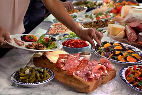 Gallery Image Charcuterie_Market_Table_Close_Up.jpg