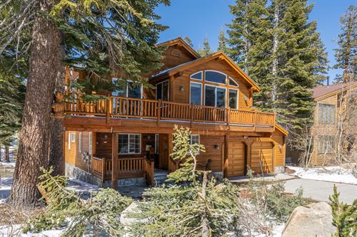 We specialize in Mammoth Lakes Homes
