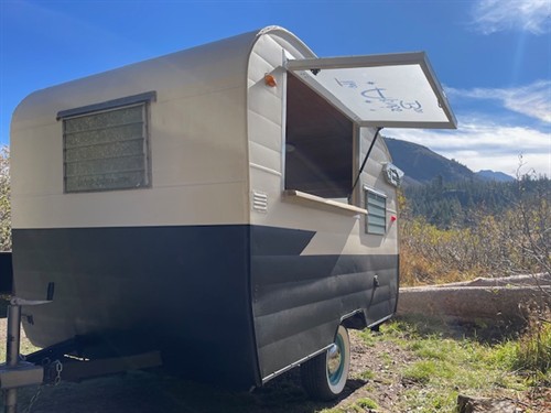 Gallery Image IMG_7572.jpeg