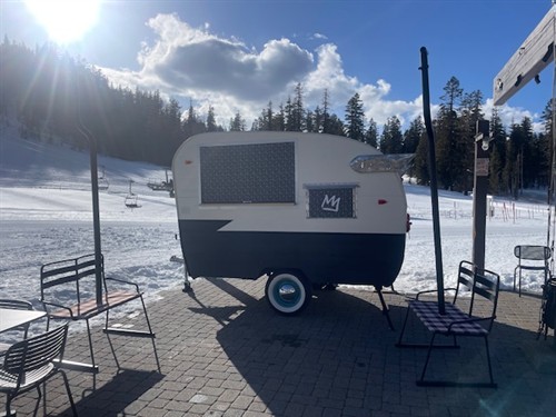 Gallery Image IMG_0385.jpeg