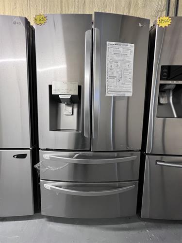 New LG French Door Refrigerator 4 doors