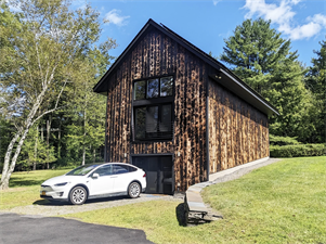 Loj Architecture and Building Science