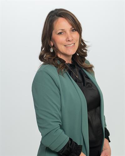 Gallery Image Profile_Picture_Chelsie_Mitchell.jpg