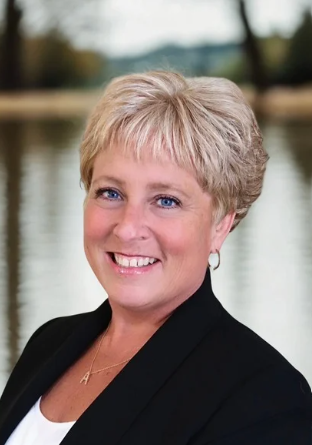 Gallery Image AMY_SAVAGE_UPDATED_HEADSHOT.png