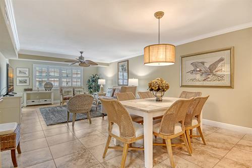 Gallery Image 6500-307_(3)_MLS.jpg