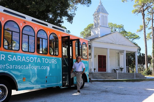 the City tour visits many historic spots