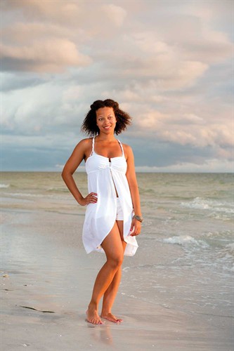 Gallery Image Lady_on_Beach.jpg