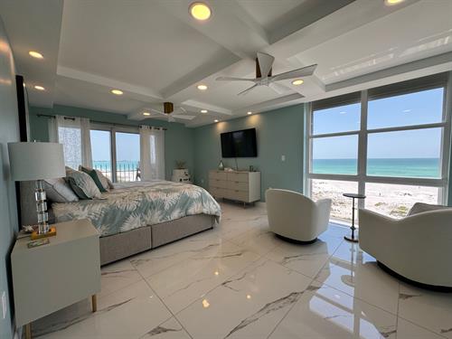 Gallery Image master_bedroom_Lido_Beach_condo_2.jpeg