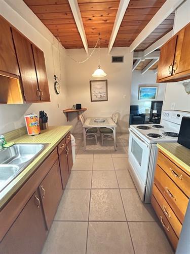 Gallery Image IMG_3936.jpg