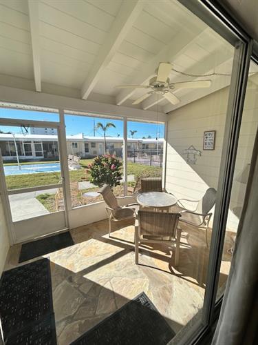 Gallery Image IMG_4806.jpg