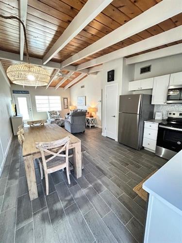 Gallery Image IMG_5057.jpg