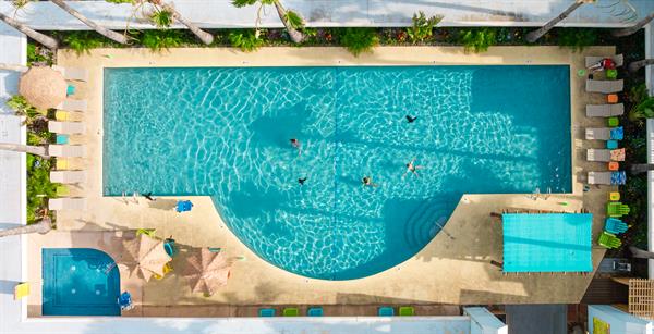 Beautiful Pool & Hot Tub Beautiful Pool & Hot Tub