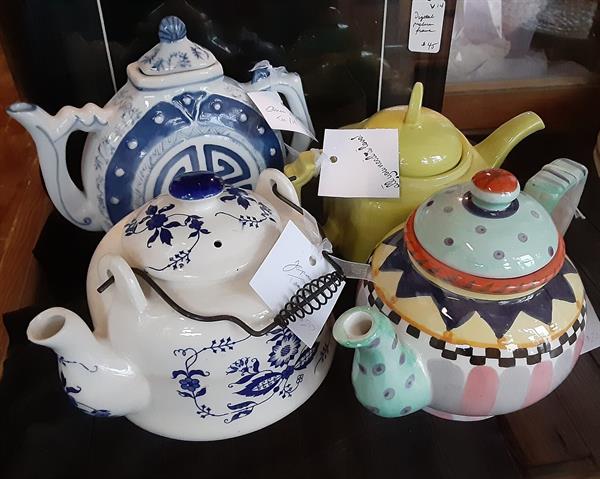 Teapots, tea cups & tea sets and other accoutrements!