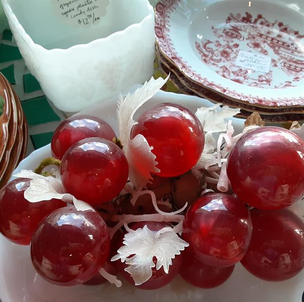 You really need Grandma's glass grapes for your table