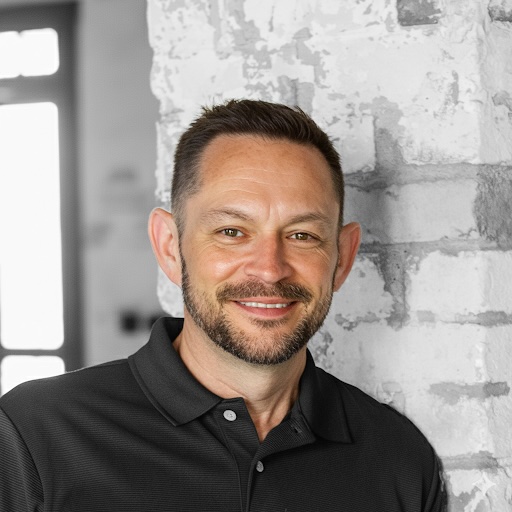 Gallery Image Headshot.jpg