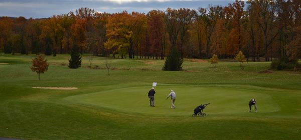 Gallery Image Mindys_beautiful_fall_photo_of_three_with_golfers.jpg Gallery Image Mindys_beautiful_fall_photo_of_three_with_golfers.jpg