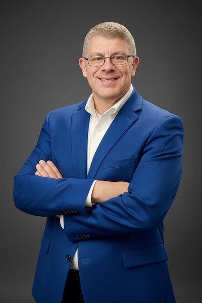 Gallery Image Wes_-_headshot_2025.jpg