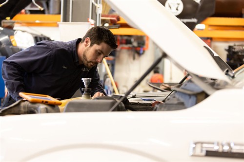 Gallery Image QualityAutomotiveServicing_Gary_QAS.jpg