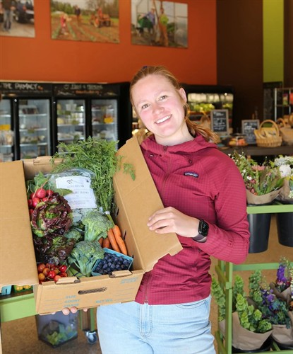 Gallery Image katia_harvestBox_2_copy.jpg