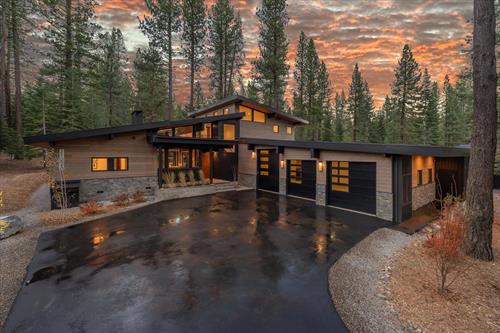 Gallery Image 01-DSC_1658-Edit.jpg