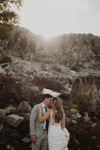 Gallery Image Mountain_Kiss.jpg