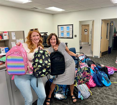 Truckee Elementary gets backpacks!