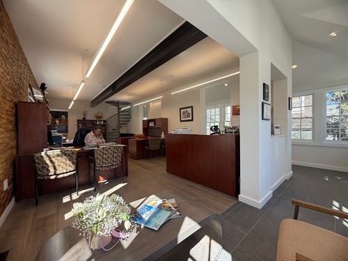 Gallery Image IMG_7881.jpg