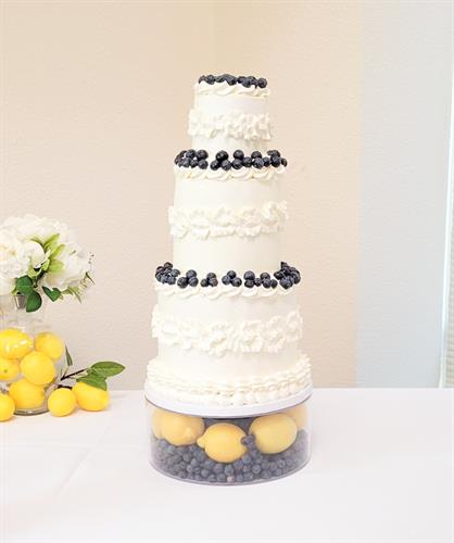 Custom Cake "Wedding" Custom Cake "Wedding"