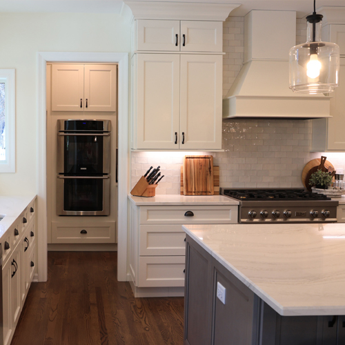 Kitchen to Butler Pantry