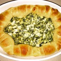 spinach artichoke dip with crescent rolls