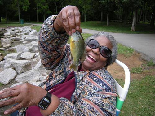 Gallery Image blind_woman_with_fish.JPG