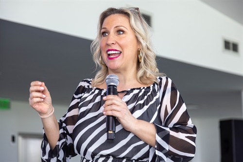 Gallery Image 380A3728-2.jpg