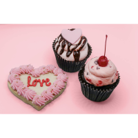 Luke's Custom Cakes - Hamilton