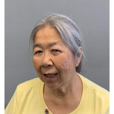 Loretta  Lee